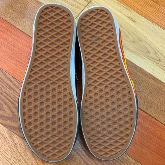 🔥Vans OLD SKOOL Flame Cut Out Shoes🔥 - Picture 5 of 5